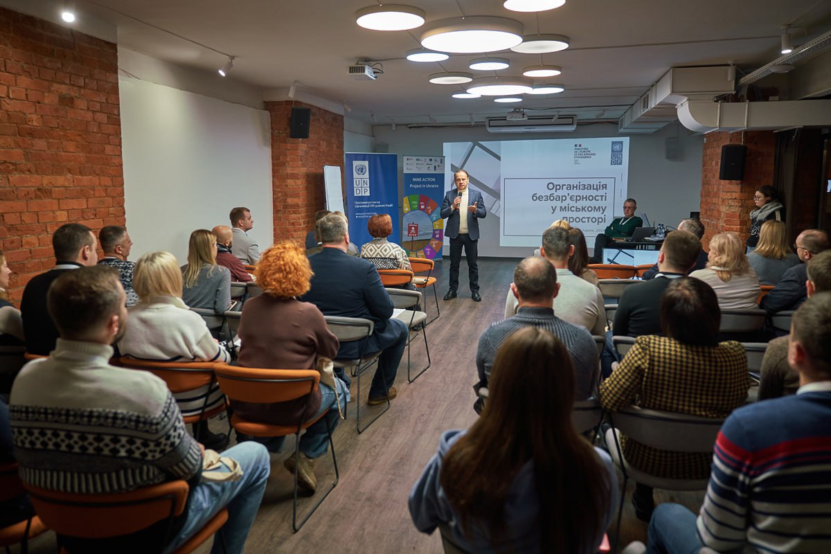 Зроблять ще один крок до розвитку безбар’єрного міського простору у Харкові: Новини Харкова